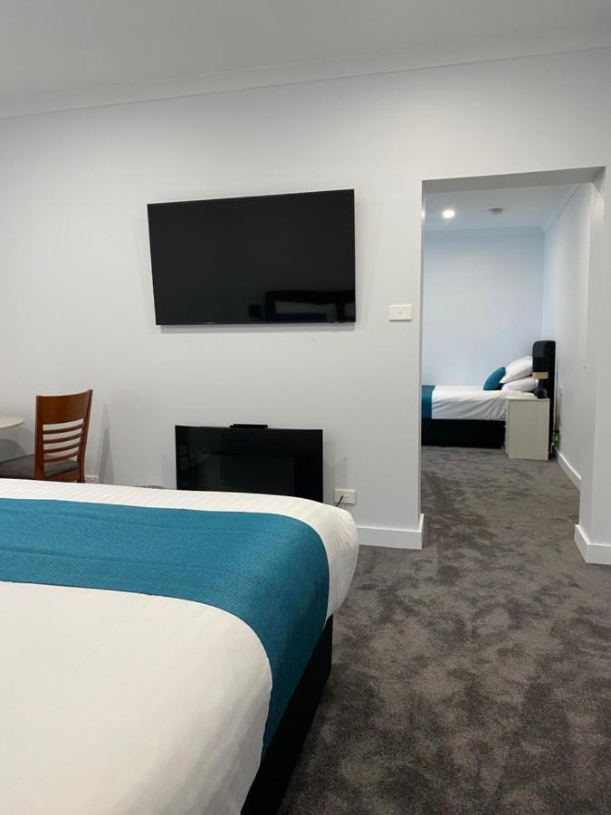 Beach Hotel Burnie Exterior photo