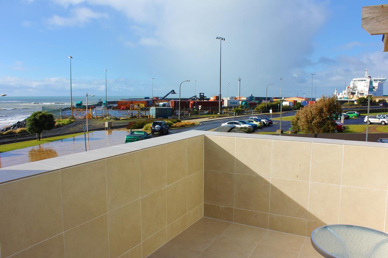 Beach Hotel Burnie Exterior photo